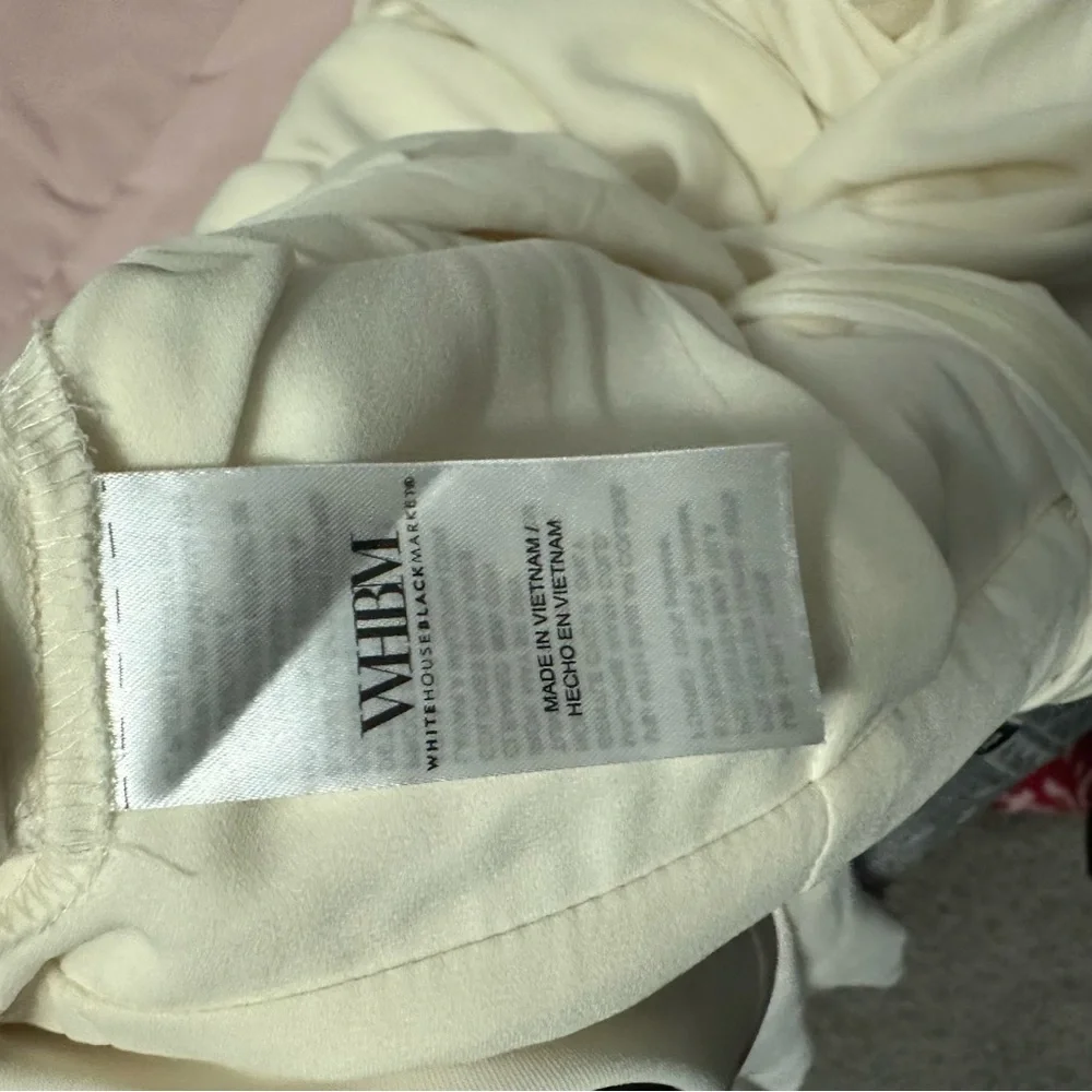 WHBM Long Sleeve Crepe Jumpsuit Ivory Wide-Leg Elegant Quiet Luxury NWT Sz 10 - Picture 11 of 13